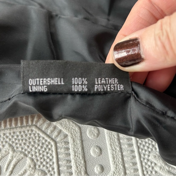 Whet Blu Fashion Leather Button Up Sleeveless Top Sz M EUC - Picture 8 of 10